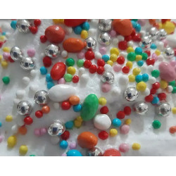 Confettini Misti: piccoli confetti di zucchero assortiti nella forma, dimensioni e colori in confezione da 125 g