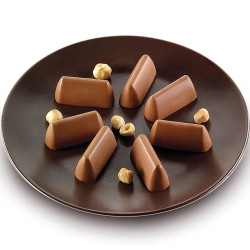 Chocogianduia Silikomart stampo silicone 24 cioccolatini gianduiotti 50x18mm h23,5mm