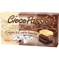 Ciocopassion tre strati di cioccolato o triplo cioccolato Crispo, confetti bianchi da 1 Kg